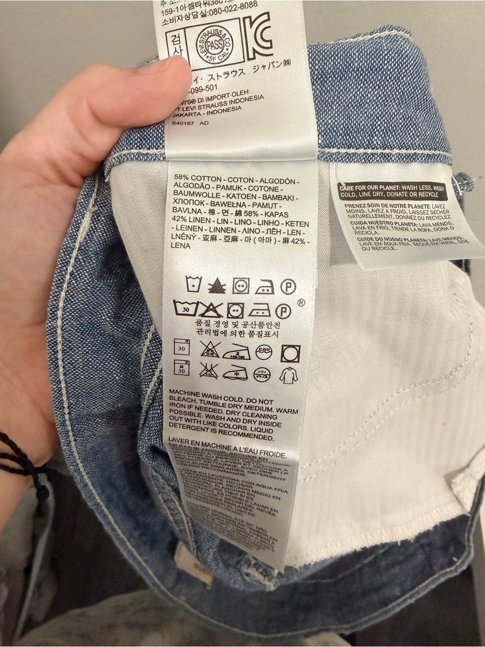Levi's Boyfriend Linen Blend Pants 30 Blue Chambray Lightweight Trousers - Picture 9 of 9